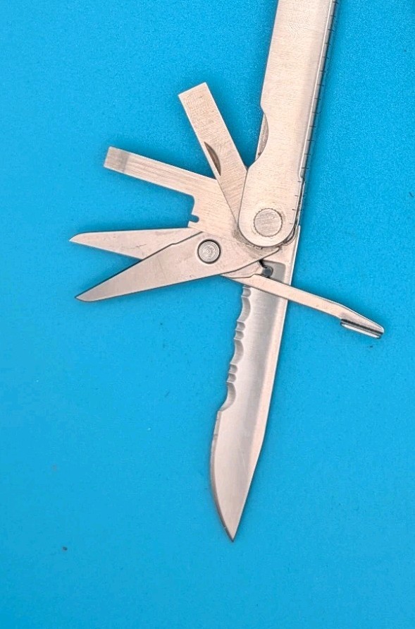 Leatherman PST 2 Multi Tool! 10/96 Date Stamp! Fast Shipping! With Sheath!