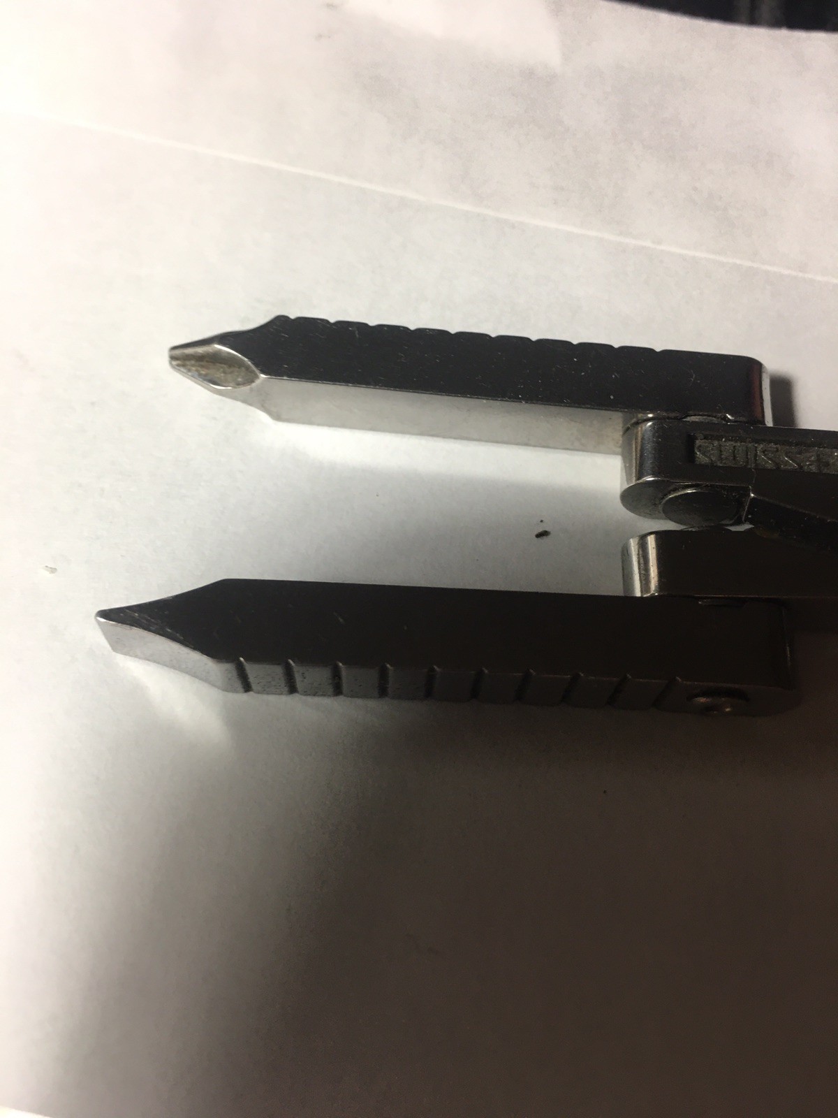 Swiss + Tech Micro-Tech 6-in-1 Multi Tool 1.75″ Folding Pliers Stainless Steel