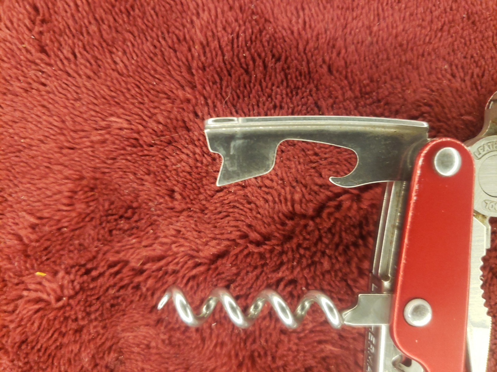 Leatherman Juice SC2 Red Retired Knife Multi Tool! RARE Read