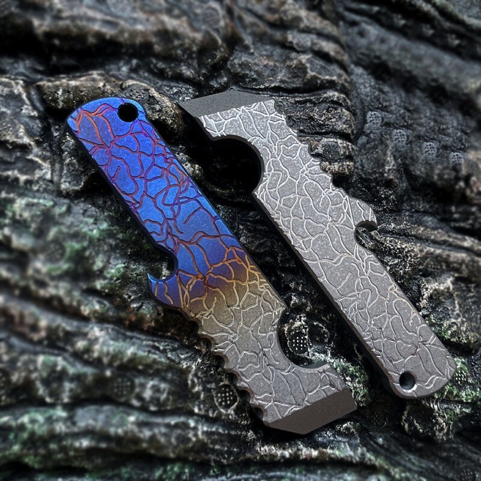 Hot Titanium Alloy Keychain Pry Bar Pendant Tool Crowbar Opener Outdoor Multi