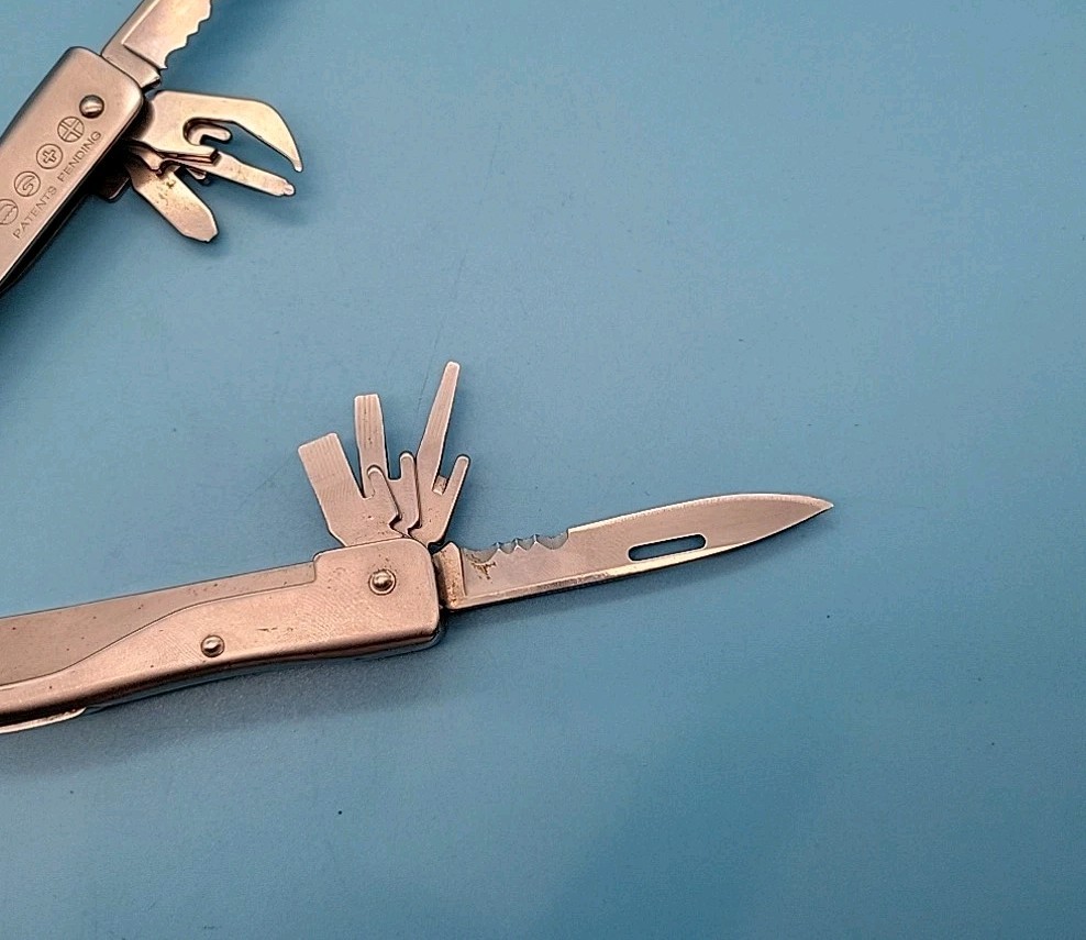 Buck Knives BUCKTOOL 360 Buck Knives – Pliers – Retired – Silver – USA