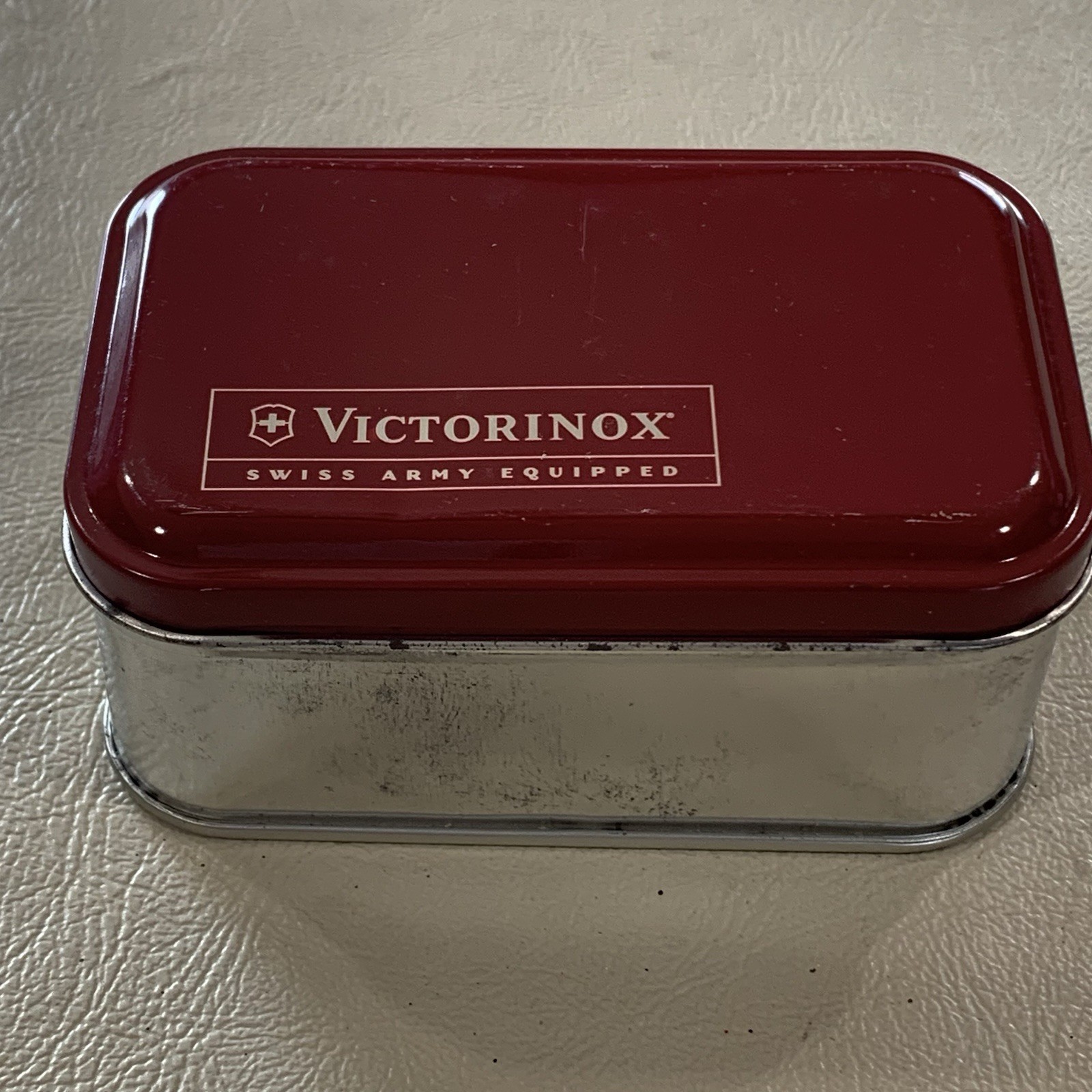 Victorinox Blue Swiss Card Wallet Multi Tool Tin Box Super Bowl 35 Tampa Fl 2001