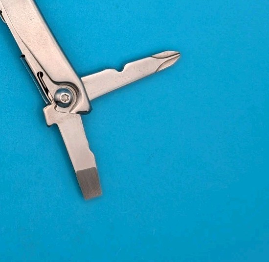 Leatherman Rev 3.8″ Multi-Tool, Stainless!