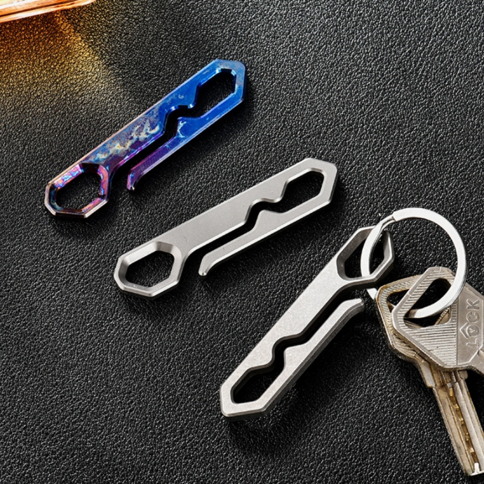 Titanium Alloy EDC Keychain Clip Quick Release Belt Hook Lightweight