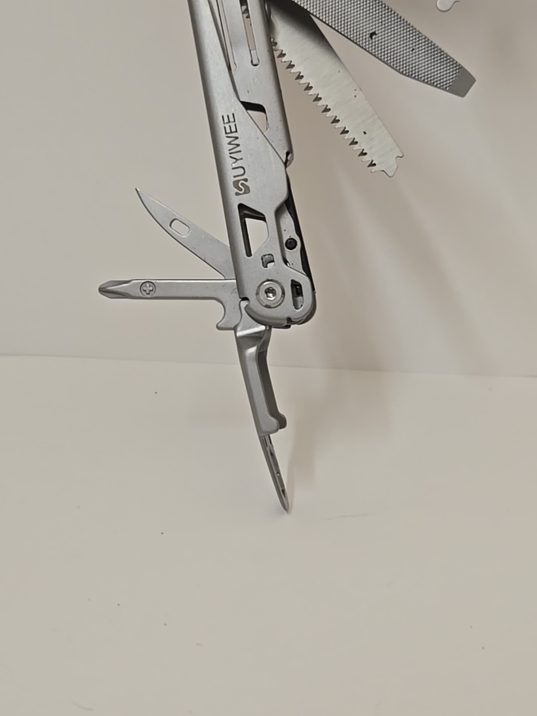 NexTool Flagship Captain Multi Tool Locking Mechanism Stainless Handles