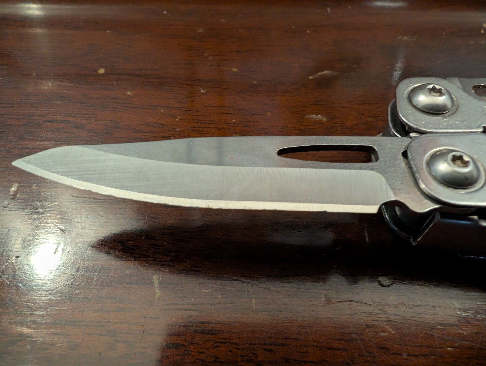 Leatherman Sidekick Multi-Tool, Knife, Pliers, Saw, EDC A