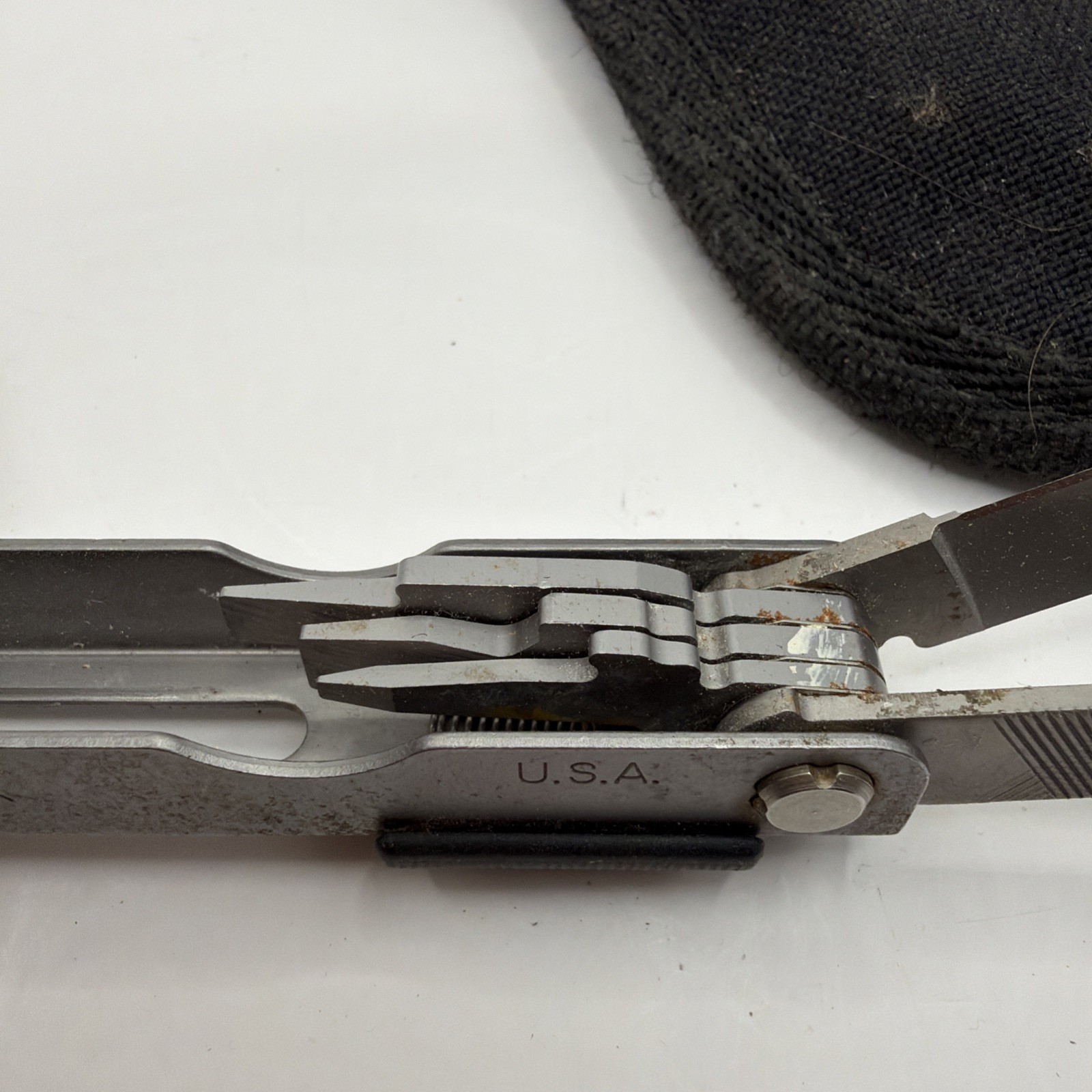 Gerber MP600 Multi-Tool Needle Nose Pliers USA Missing Retaining Clip