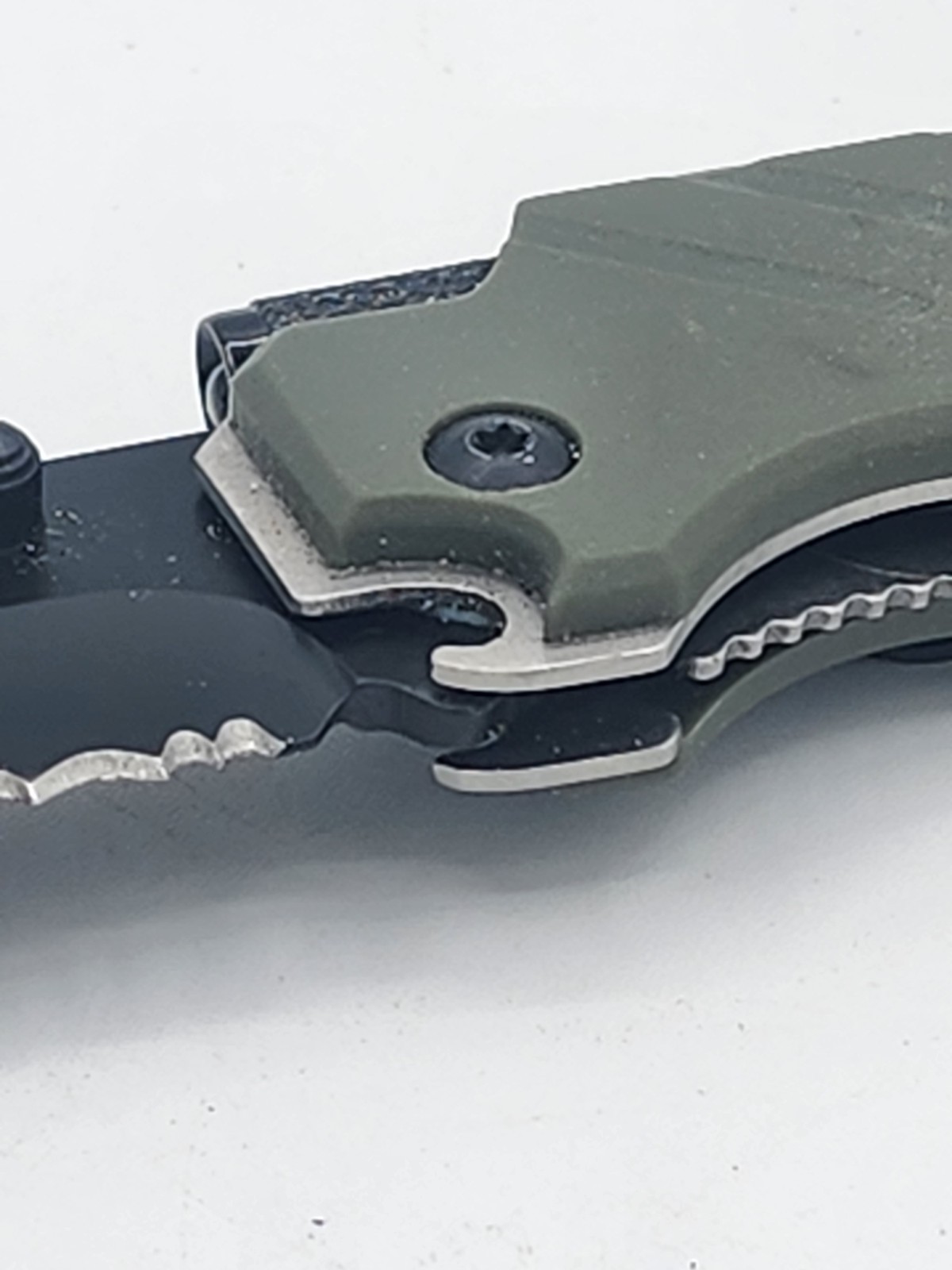 Ozark Trail 6 In 1 Multi Tool Lock Blade Knife Cord Cutter Bottle Opener