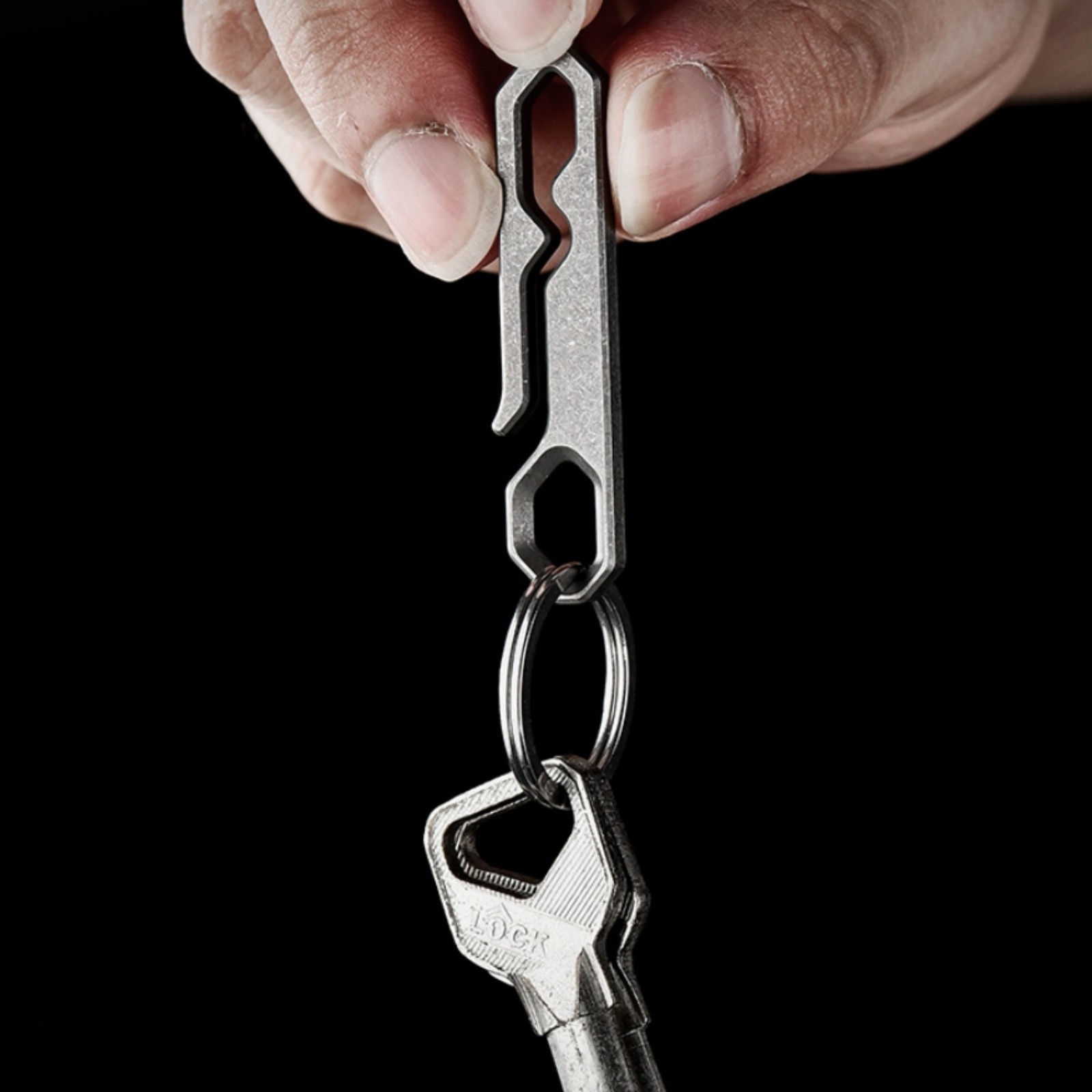 Titanium Alloy EDC Keychain Clip Quick Release Belt Hook Lightweight