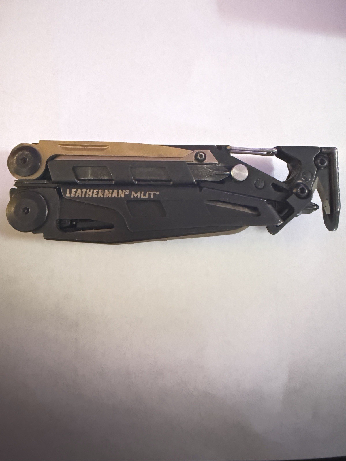 Leatherman MUT Black Oxide Multi-Tool Wire Cutter Version w/ Bits Excellent