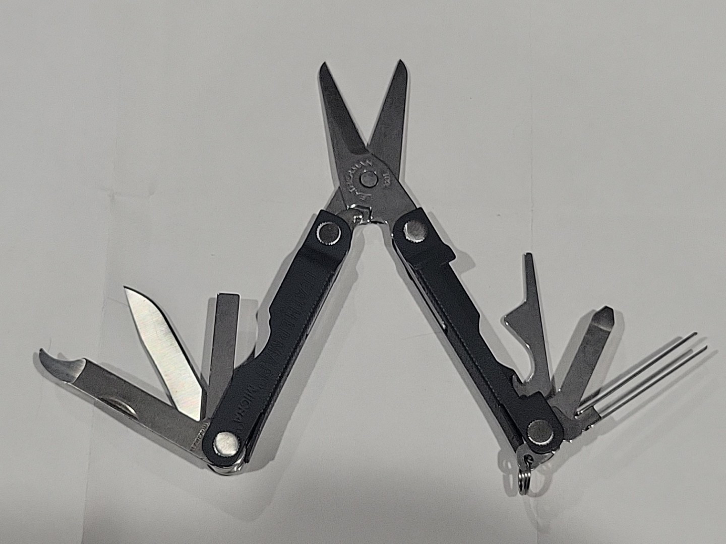 LEATHERMAN MICRA Black 10 TOOL Multi-Tool Knife Scissors + More WOW EXCELLENT