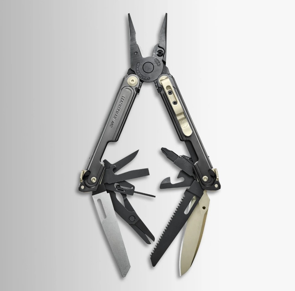 Leatherman Arc Obsidian Multitool Limited Edition – Leather Sheath Included