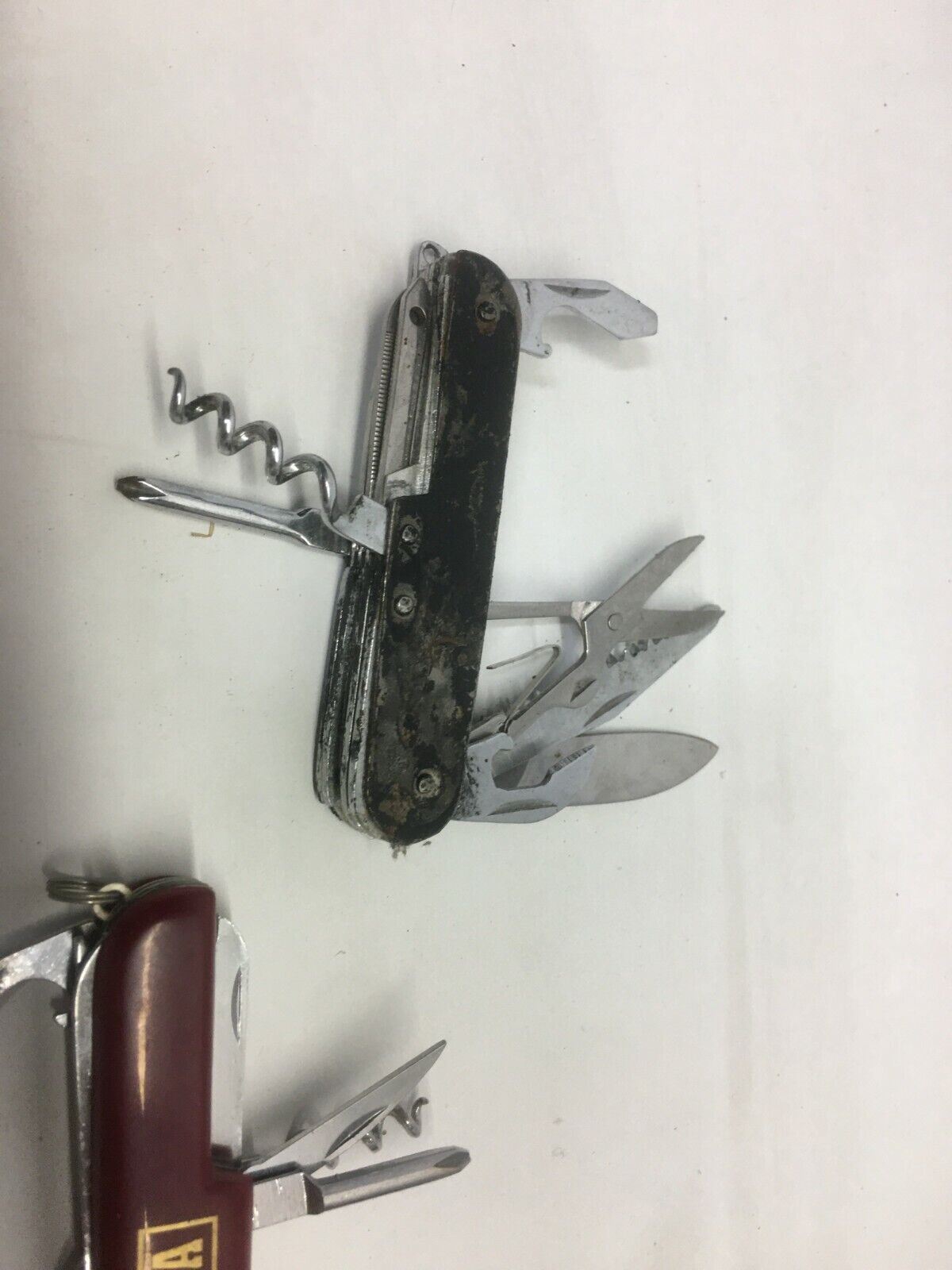 3 Saratoga Pocket Knife Screwdriver, Corkscrew, Toothpick, saw,multi tool