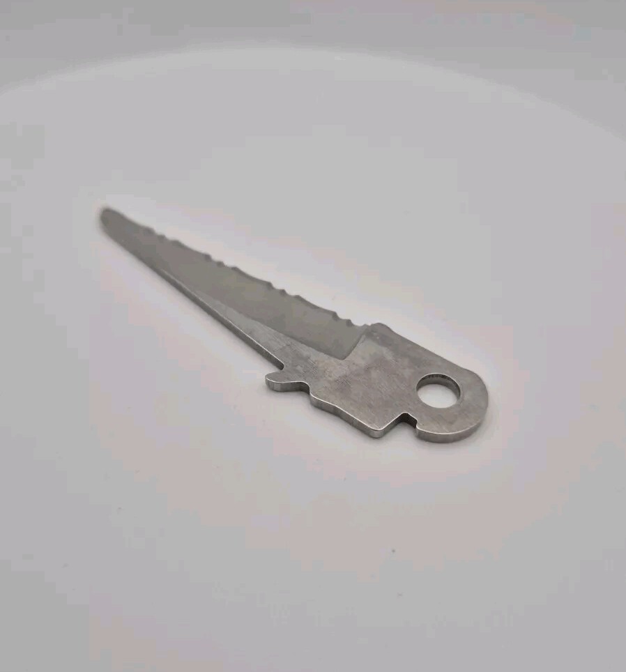 Leatherman- Wingman/Sidekick – New Genuine Replacement Mod- 420HC Serrated Knife