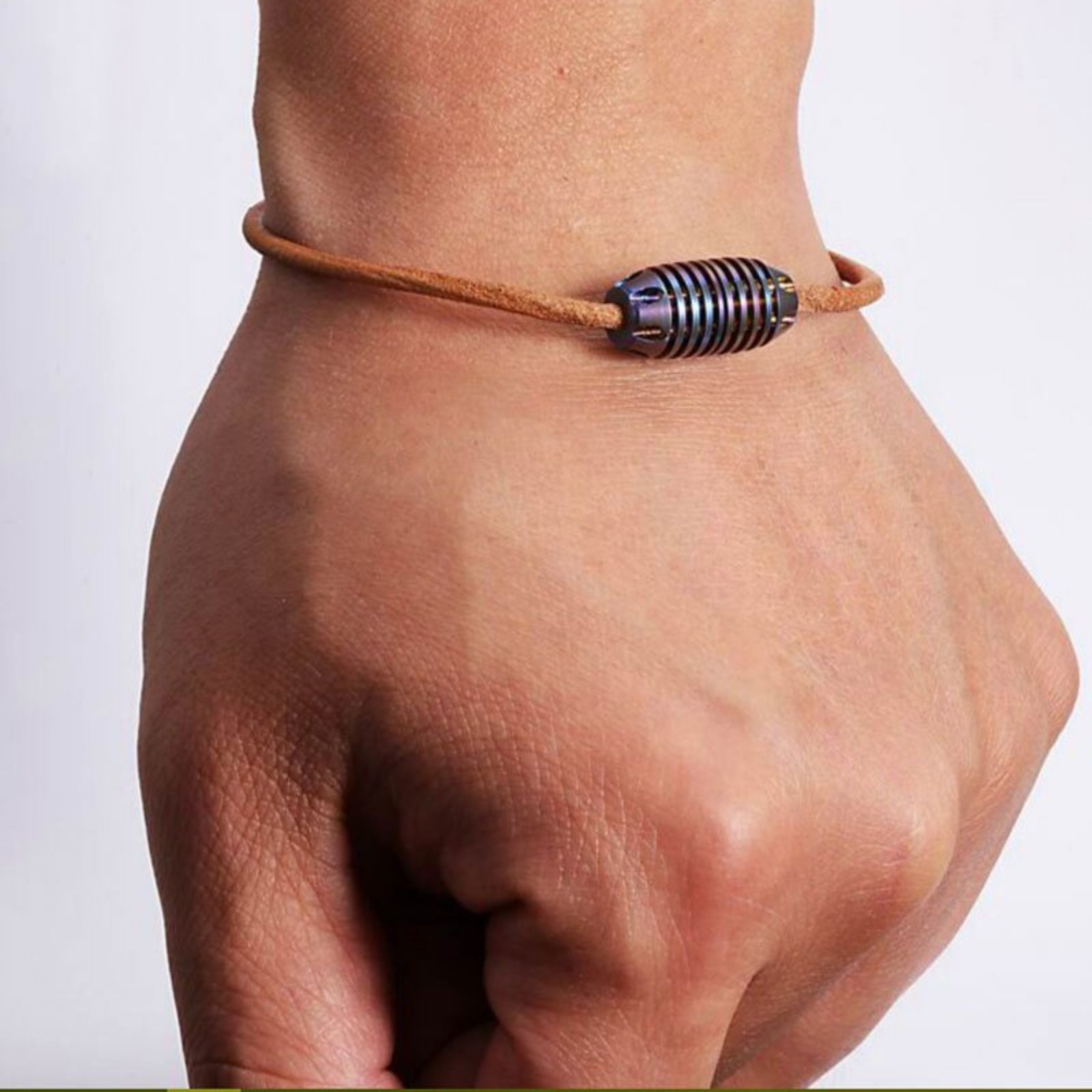 Hot Titanium Alloy Paracord Bead Bracelet Connection Buckle Keyring DIY EDC Bead