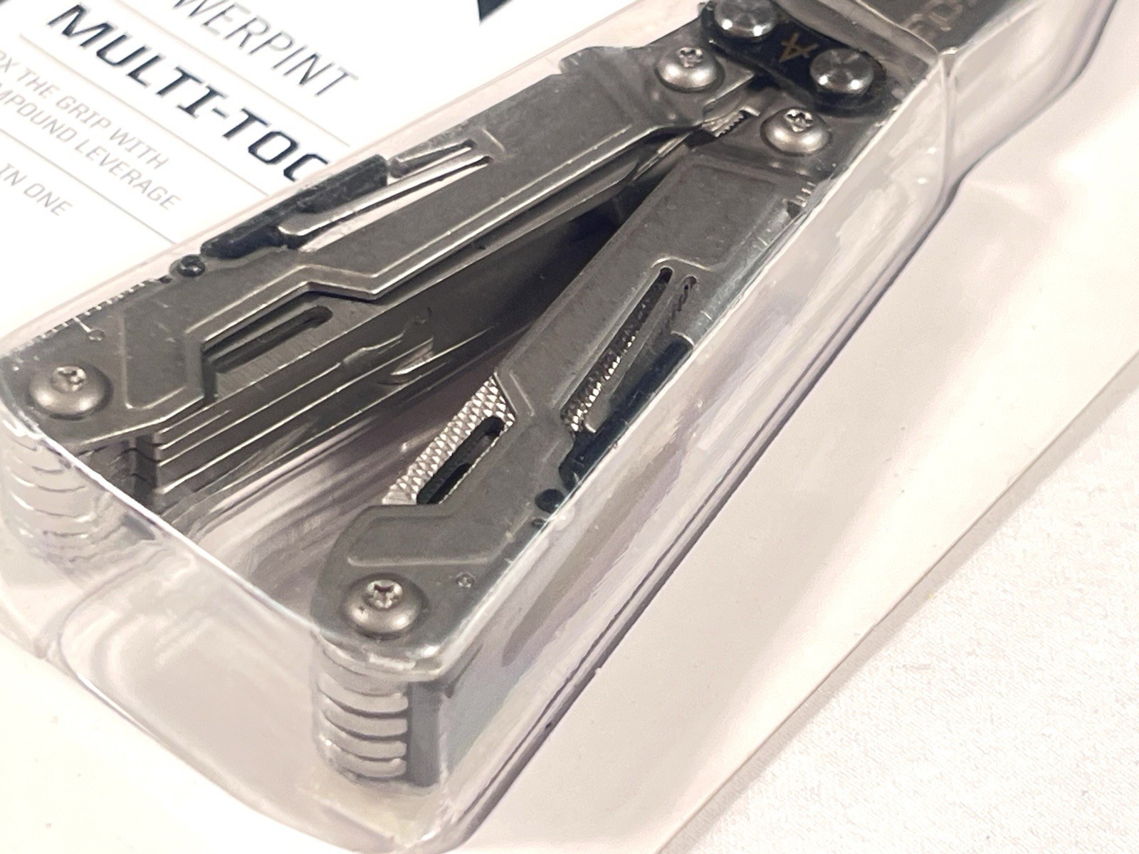 SOG Powerpint Silver Needlenose Pliers Scissors Knife MultiTool PP1001-WMT