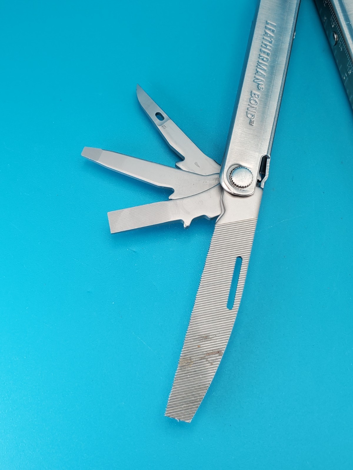 LEATHERMAN Bond Multitool, Stainless Steel Everyday Tool!