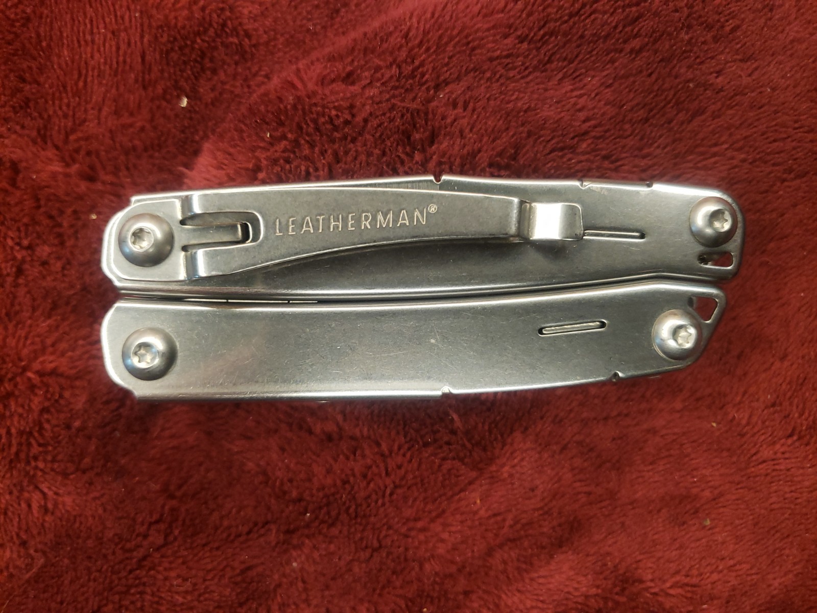 Leatherman Wingman Multi Tool with Holy Sheath 0620 Date Code